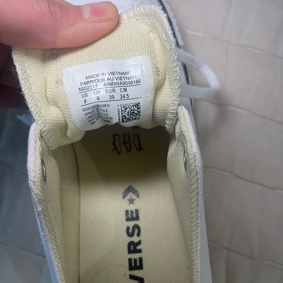 Converse - Picture 5 of 5